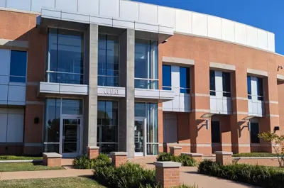 front entrance to the City of Bryan Municipal Court building